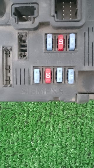 Módulo Fusibles Peugeot 407