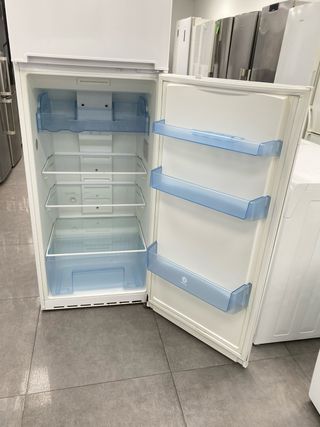 Nevera marca balay 170/60cm con garantía transport