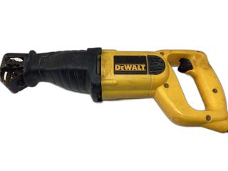 sierra sable dewalt dw303-qs
