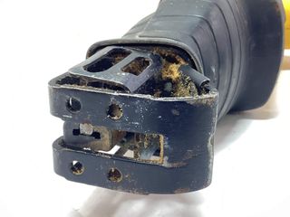 sierra sable dewalt dw303-qs