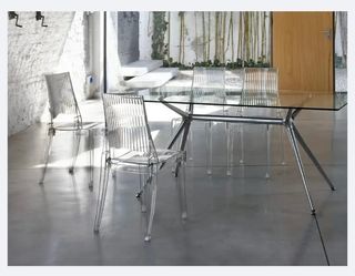 Tavolo cristallo + 4 sedie Scab
