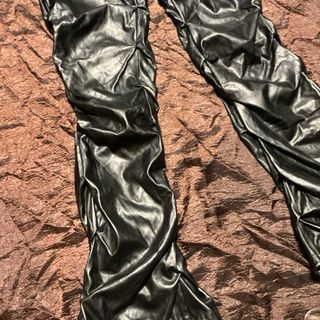 Pantalones Shein cuero fruncidos cremallera