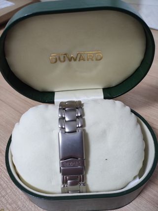 Reloj Duward Cronógrafo Dorado y Plateado