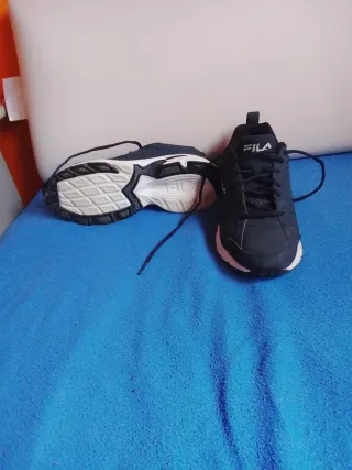 Zapatillas Fila Azul Marino