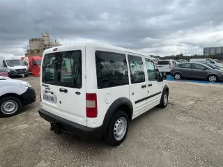 Ford Transit Connect 2005
