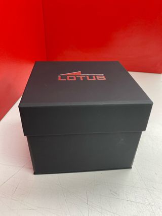RELOJ LOTUS NEGRO Y PLATEADO