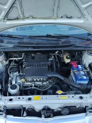 Toyota Yaris 1999 con 60.000kms