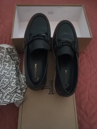 Mocasines Latouche azul marino con Hebilla