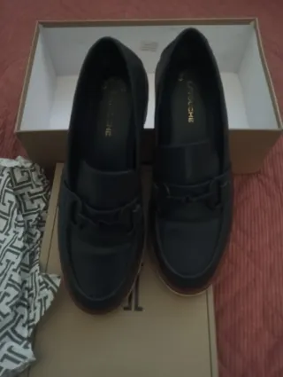 Mocasines Latouche azul marino con Hebilla