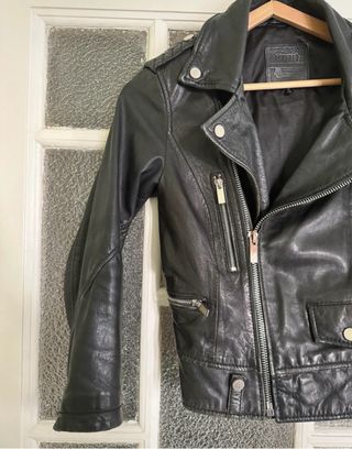 Chaqueta Cuero Negra Bershka Talla S