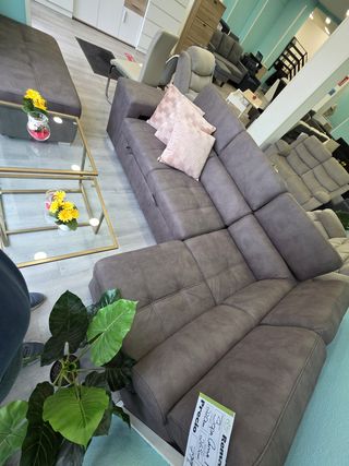 Sofá chaise longue + cama + arcón