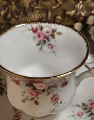 Tazza Royal Albert Cottage Garden