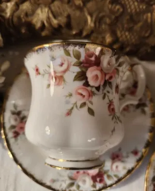 Tazza Royal Albert Cottage Garden