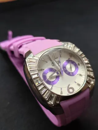 Reloj Lotus Morado y Plateado Ref: 15715