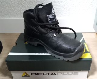 URGE Bota Delta Plus Jumper3 S1 Negra