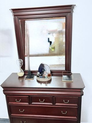 DORMITORIO DE MADERA MACIZA