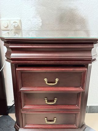 DORMITORIO DE MADERA MACIZA