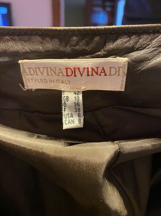 Pantalón de piel marrón