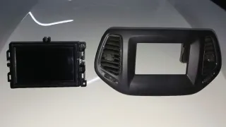 Radio y Marco Jeep Compass 2017