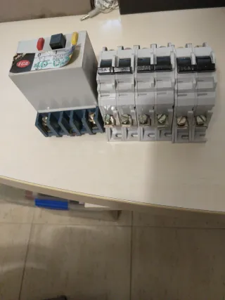 Diferencial 2 polos 40A y 3 termicos.... No envios