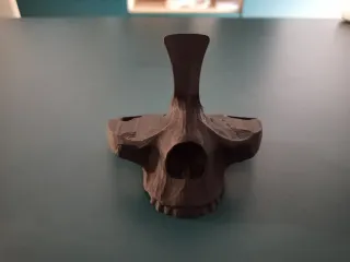 Soporte para gafas con diseño de calavera