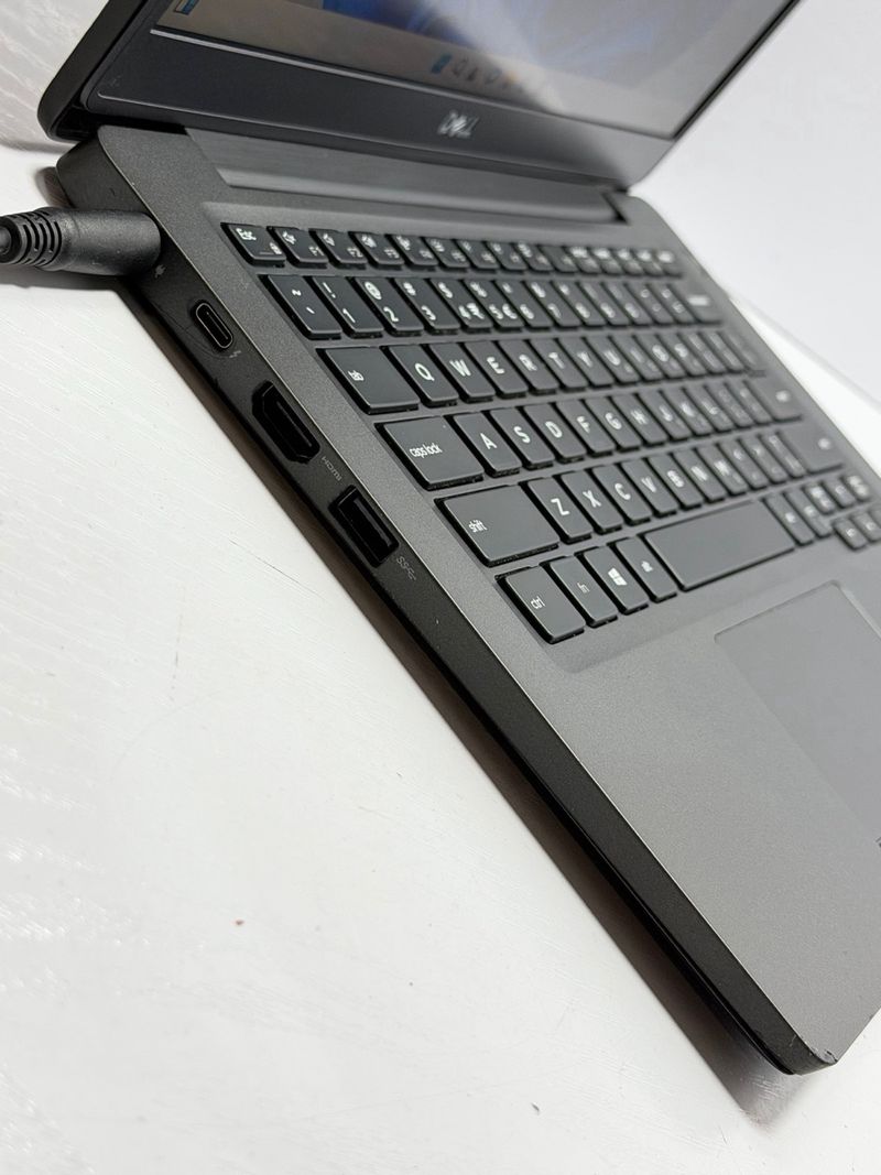 Dell Latitude 7300 i5 / 8Gb / 256Gb SSD afbeelding 4