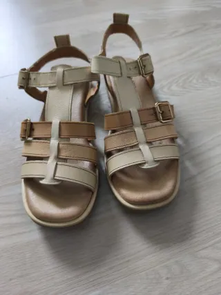 Sandalias Carmela Piel Talla 36