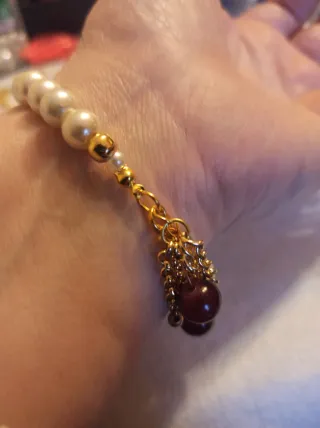 Bracciale perline perle con chiusura dorata