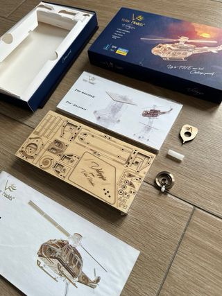 Maqueta Helicóptero Madera Veter Models Premium