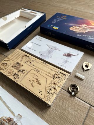 Maqueta Helicóptero Madera Veter Models Premium