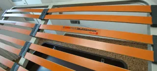 Canapé Pikolin Base multiLáminas Marrón