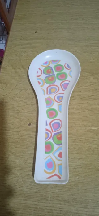 Porta mestolo in plastica decorato