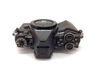 camara digital evil olympus om-d e-m5 mark ii