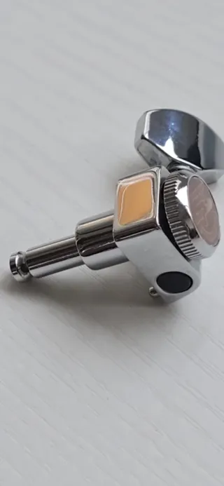 Clavijeros con bloqueo para guitarra