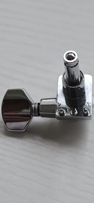 Clavijeros con bloqueo para guitarra