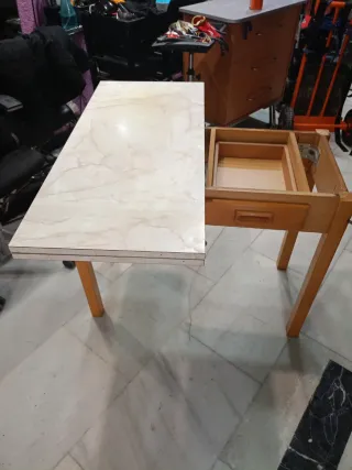Mesa plegable de madera