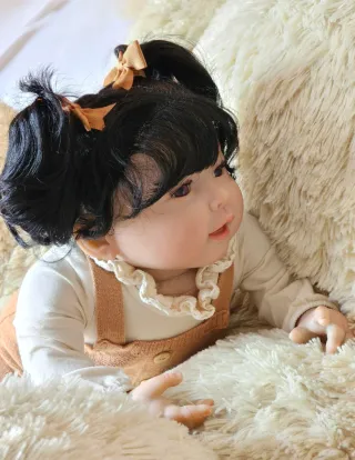 Bebé Reborn Asiática 55cm