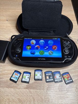 Sony PS Vita OLED Negra + 6 Juegos