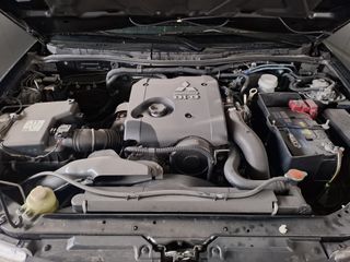 Mitsubishi L 200 2013