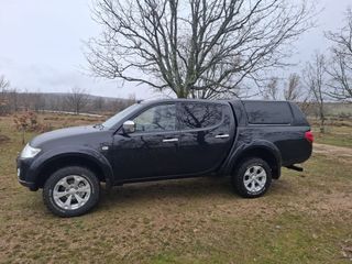 Mitsubishi L 200 2013