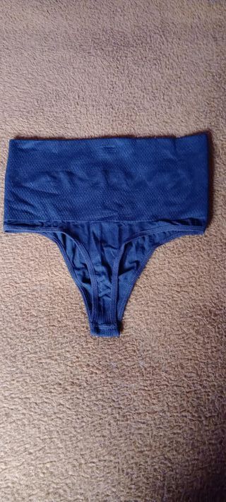 Tanga efecto reductor negro