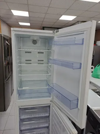 ◇Nevera marca balay 185,cm combi◇