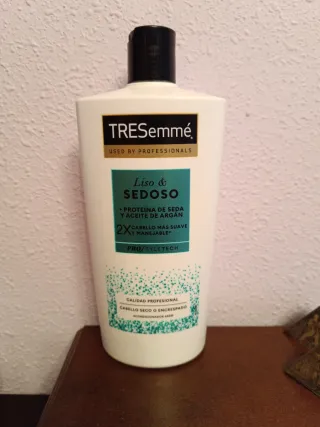 Acondicionador TRESemmé Liso & Sedoso