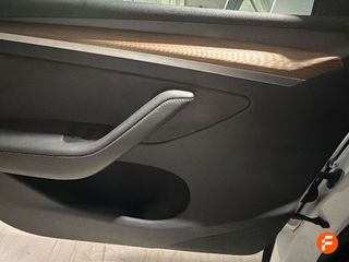 Tesla Model Y Gran Autonomía 4WD