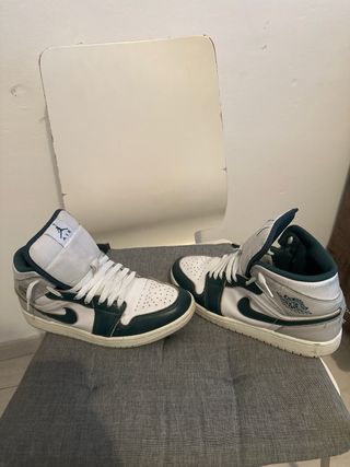 Jordan 1 Gris, Verde y Blanco
