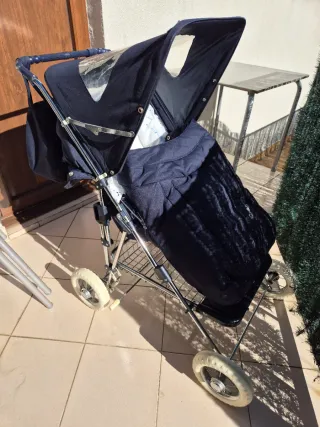 Silla de paseo bebé azul Solo venta en persona
