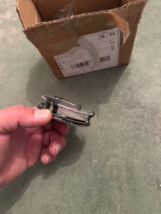 Tapas de buje Mercedes AMG originales (4 unidades)