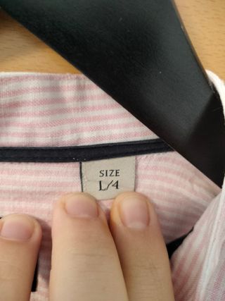 Camisa de manga larga rosa con cuello mao