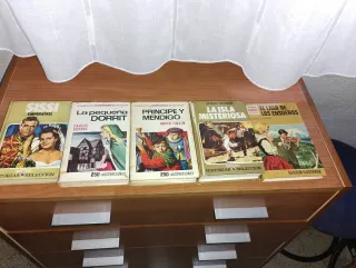 5 libros antiguos editorial bruguera