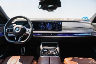 BMW i7 2024